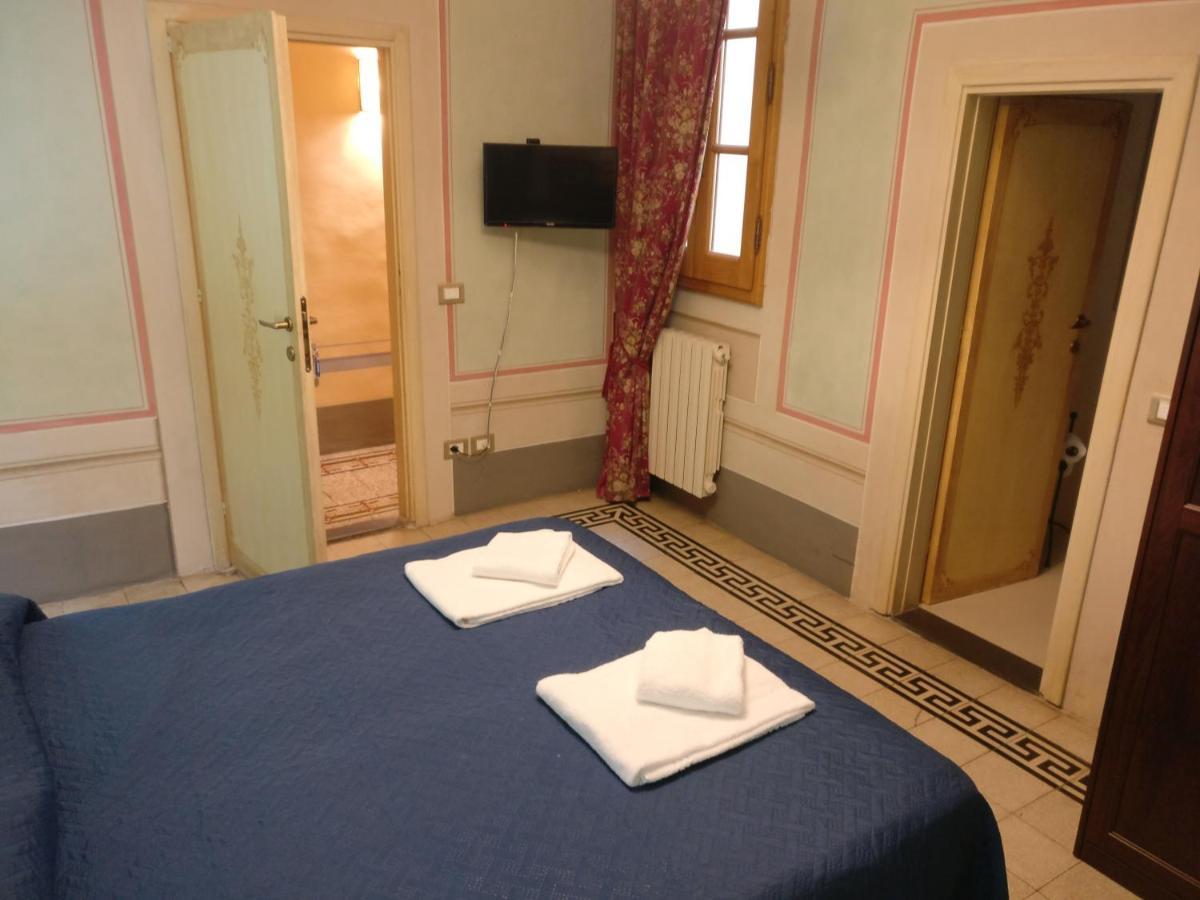 פירנצה B&B Amalia Suites מראה חיצוני תמונה